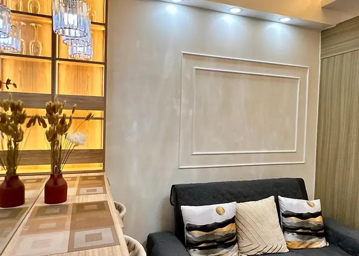 Warm & Homey Staycation Manila