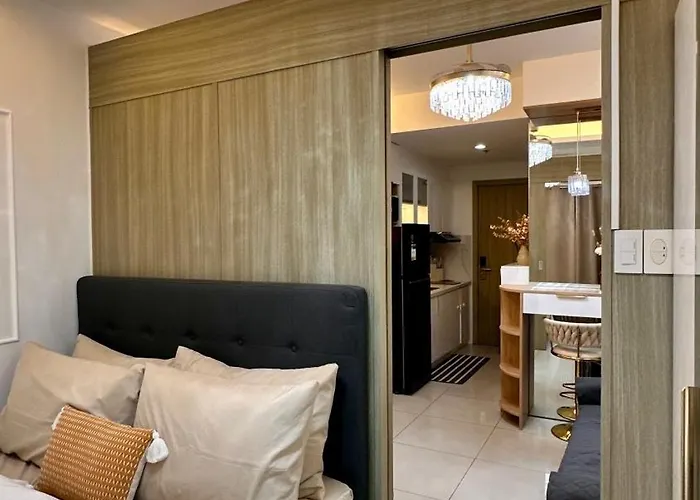Aparthotel Warm & Homey Staycation